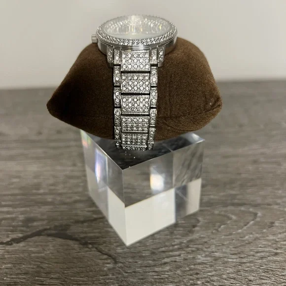 Michael Kors Crystal Stainless Steel Ladies Watch - Picture 6 of 7